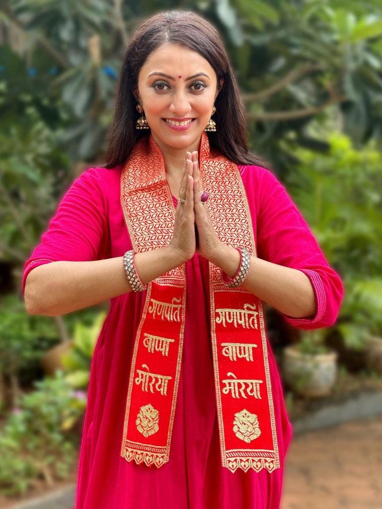 Ganpati Bappa Morya Stole in Red and Gold Unisex