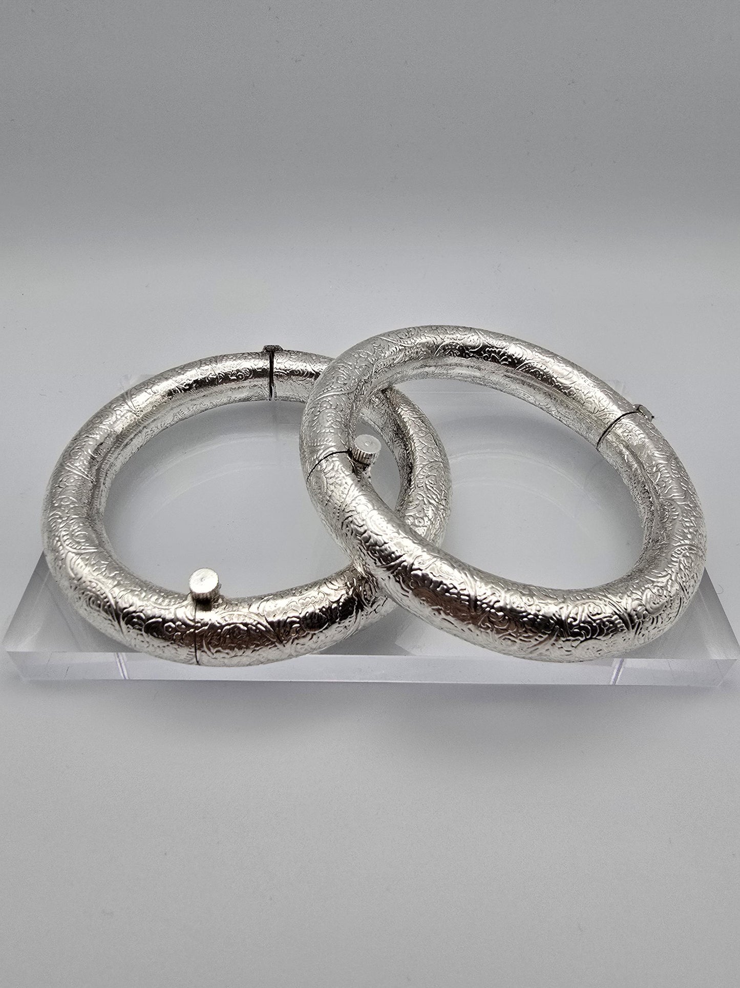 Silver toda bangles hasli style openable lock kadas