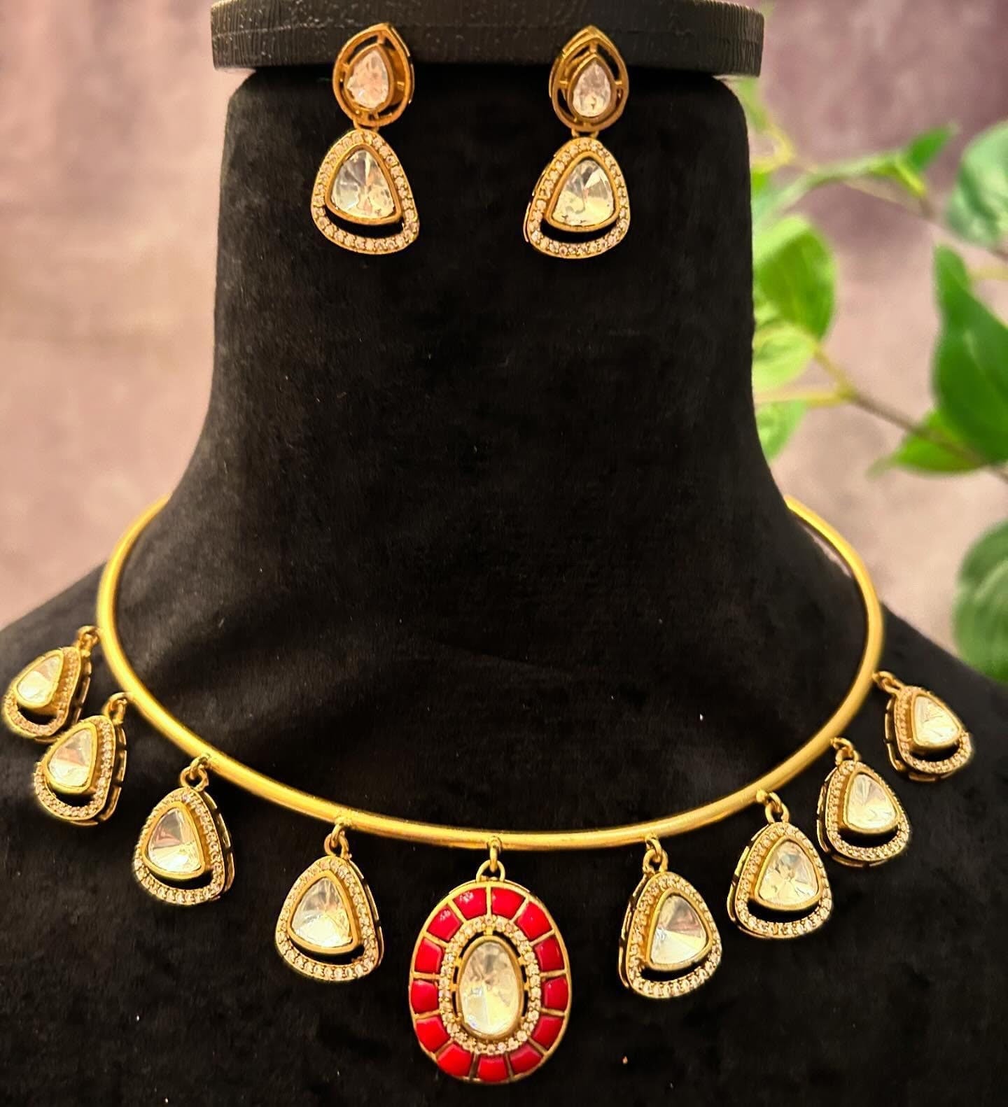 premium quality hasli necklace with doublet stones Mossanite and zirconia diamonds handmade gold and jadau