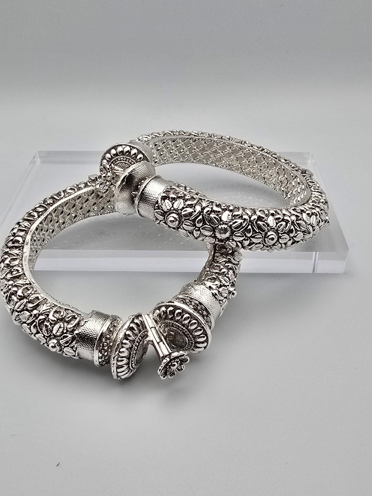 Silver toda bangles openable lock kadas trendy