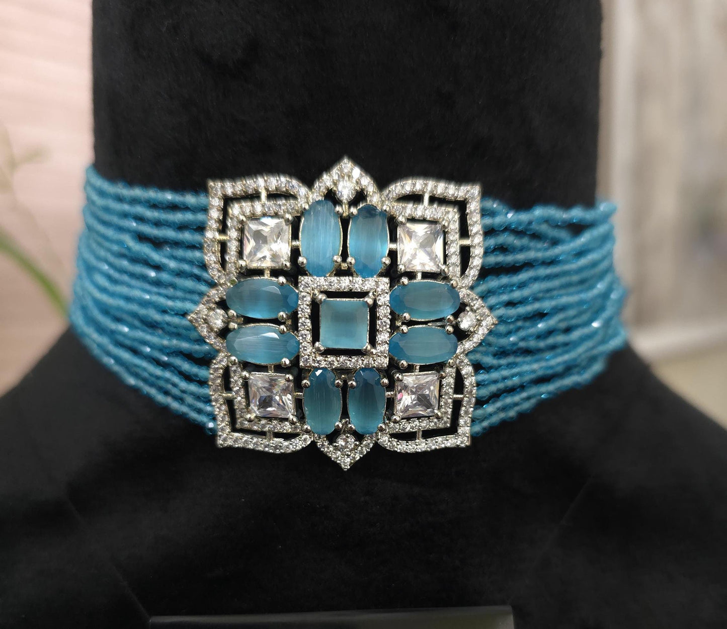 choker NECKLACE ONLY with American diamonds, adjustable gold polished