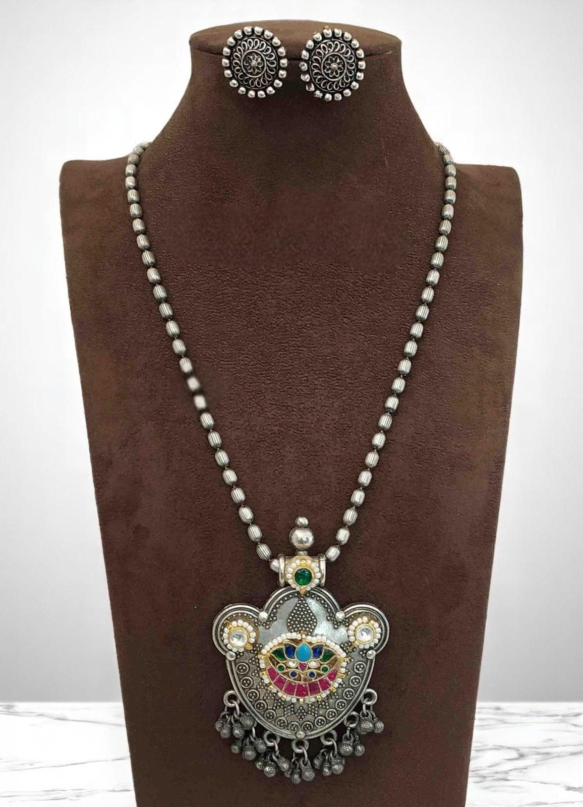 German silver pendant long necklace set with jadau
