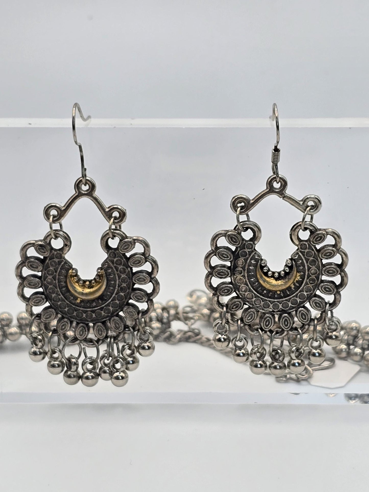 German silver long necklace set with jadau light weight