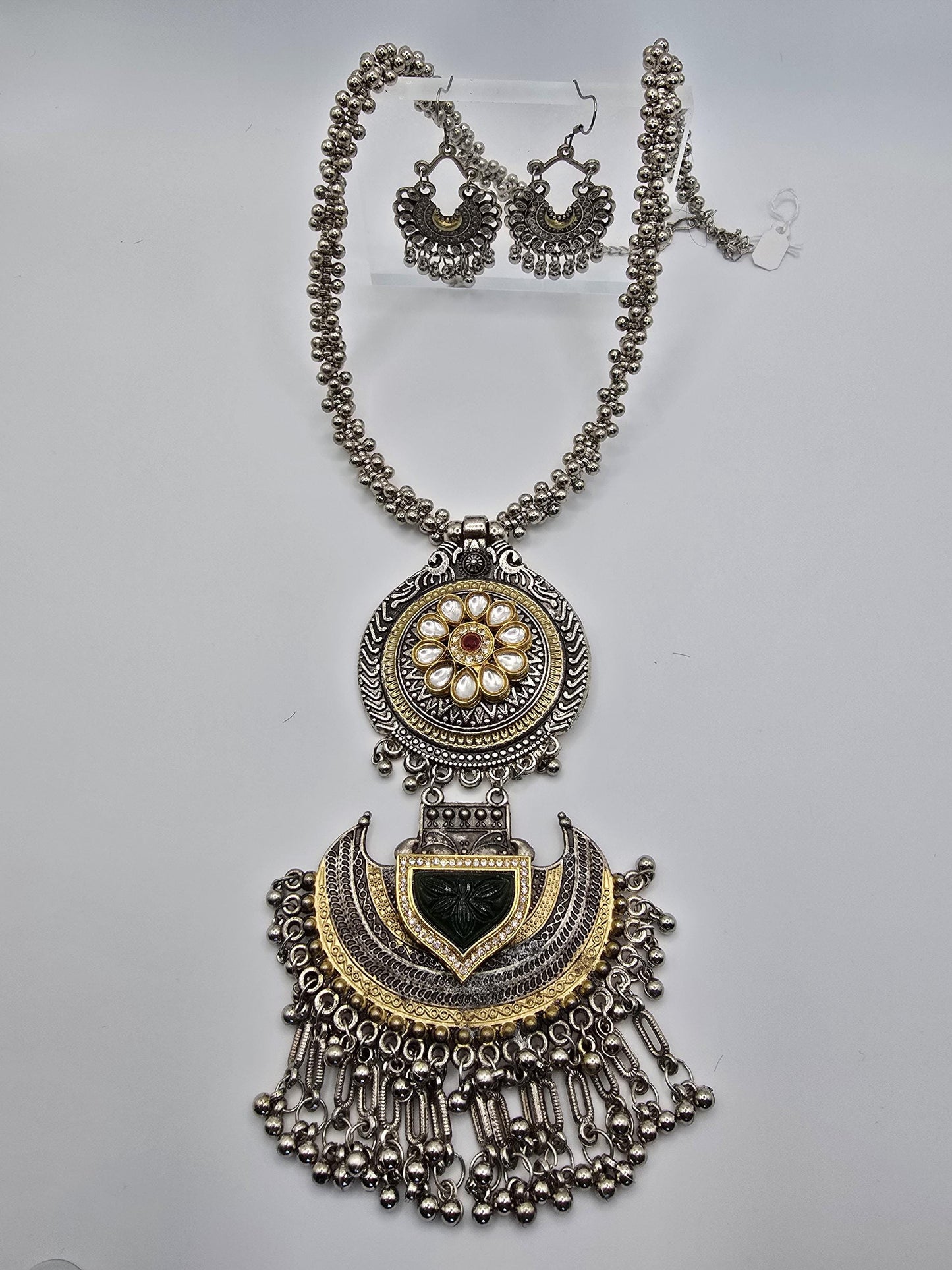 German silver long necklace set with jadau light weight