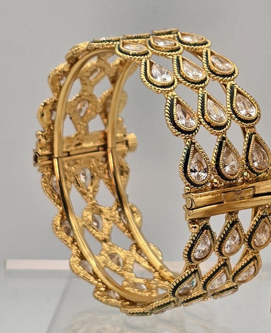 2.4 size  single kada with openable lock, stone work gold polished