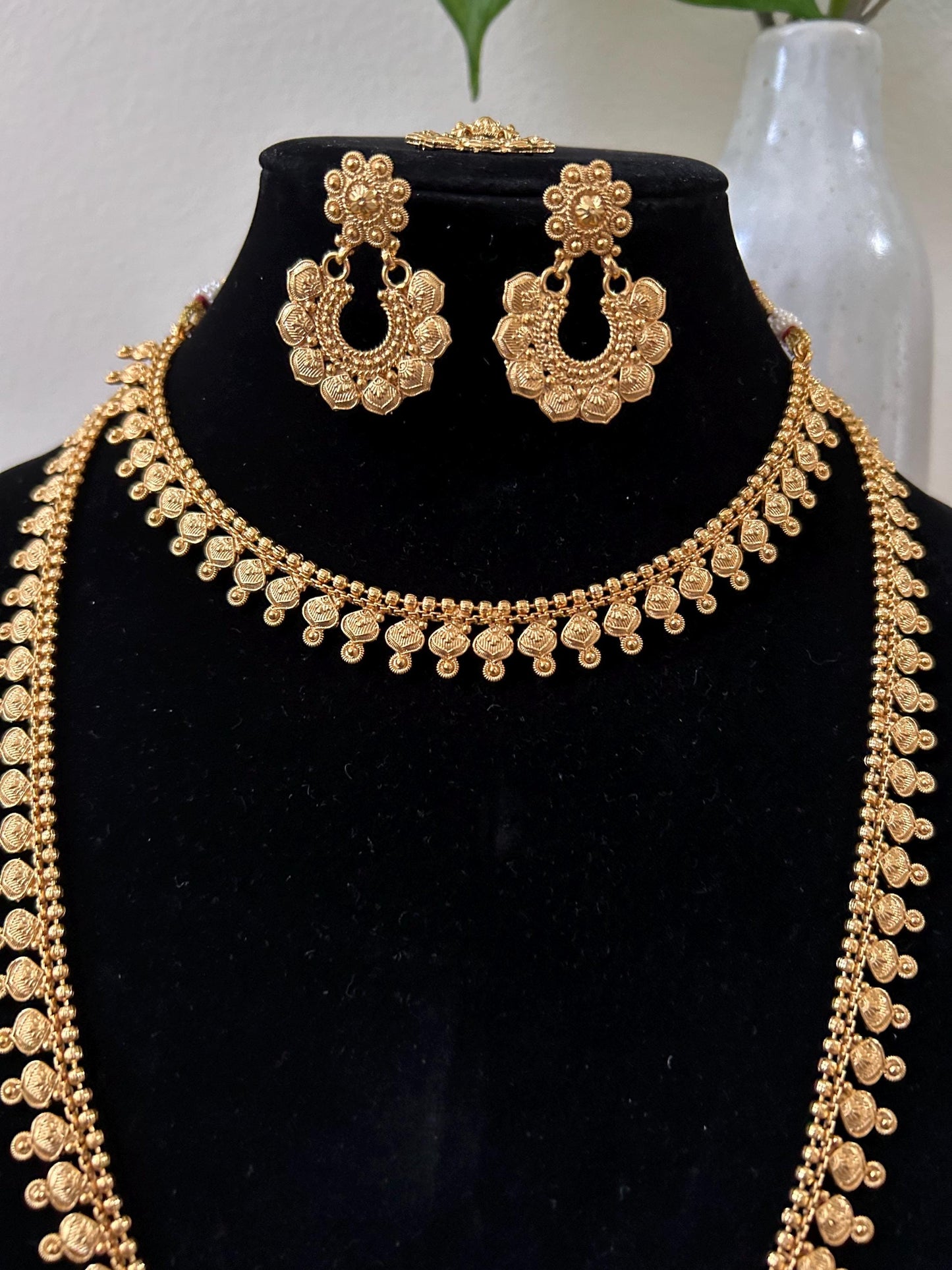 Premium long necklace set combo pack small necklace long necklace earrings and maang tikka, gold lookalike, adjustable gold polished
