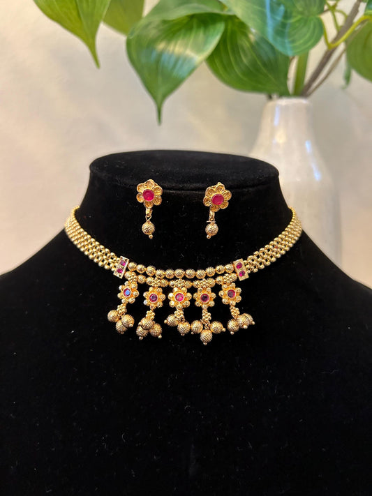 Premium choker necklace set adjustable gold polished maharashtrian thushi