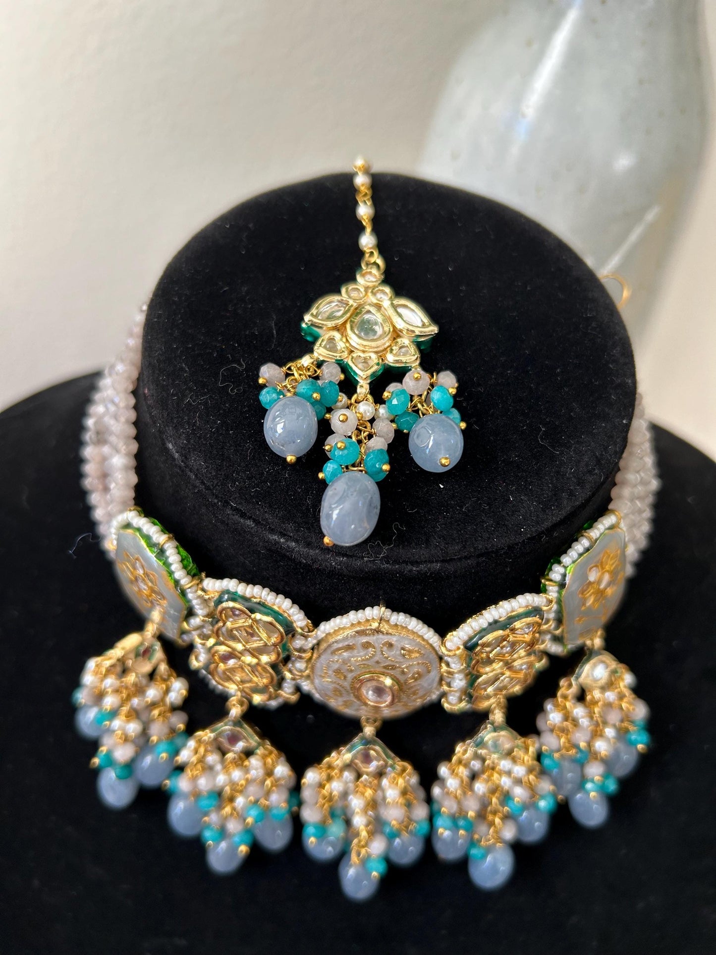 Premium choker necklace set with maang tikka, adjustable gold polished