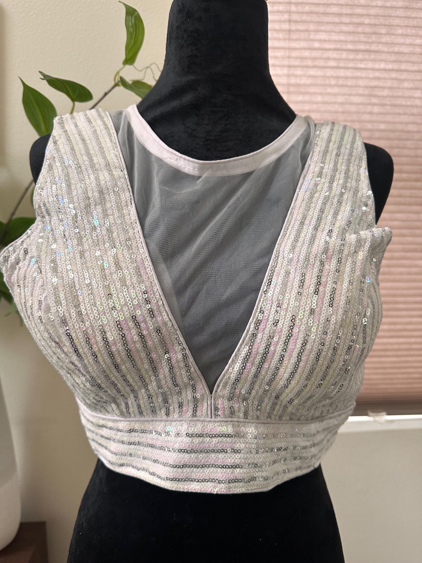 size 38 Sequin Party Wear Readymade Blouse comes with attachable sleeves