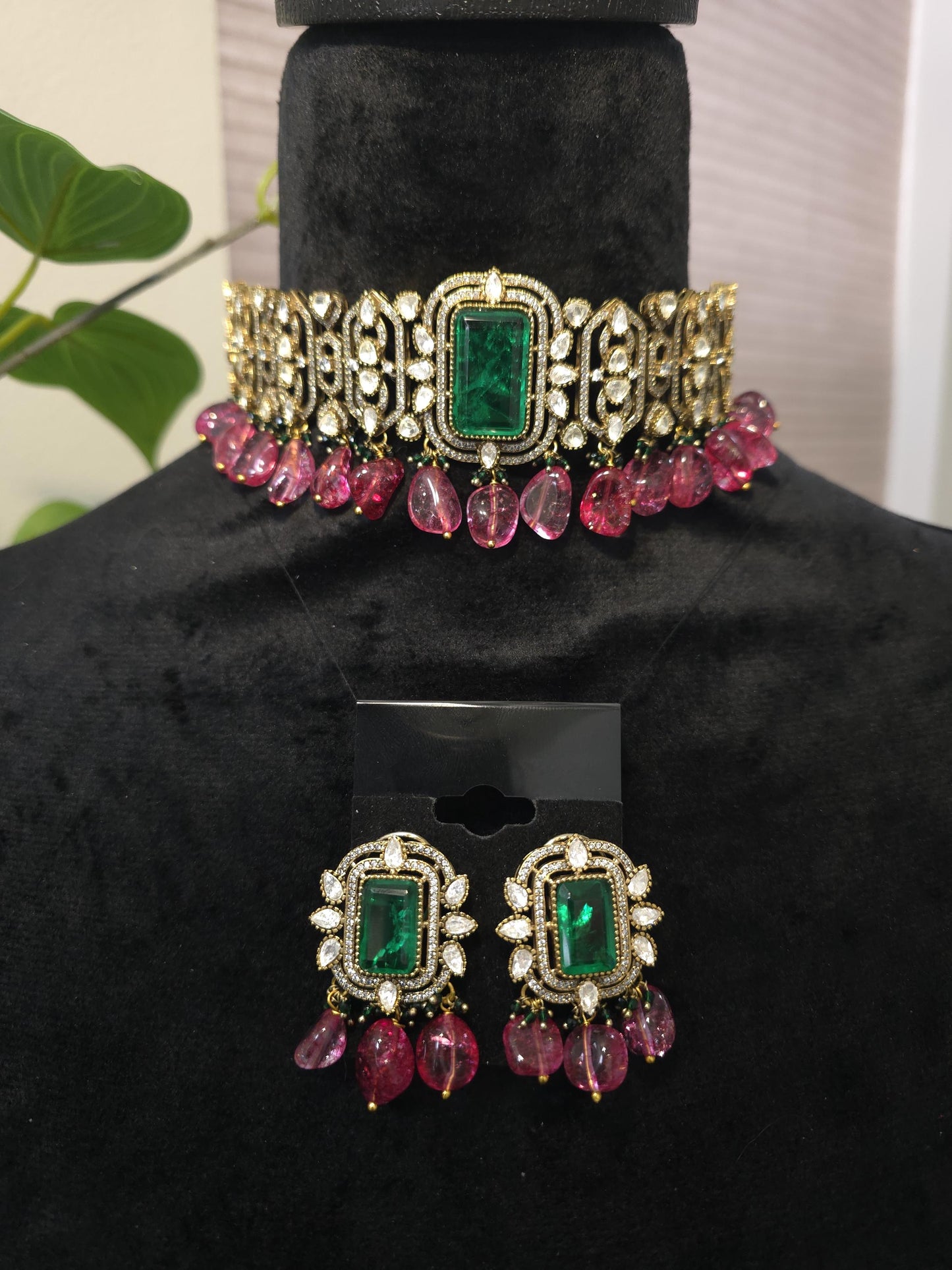 Semiprecious stone choker necklace set with Mossanite, polki American diamonds adjustable gold polished