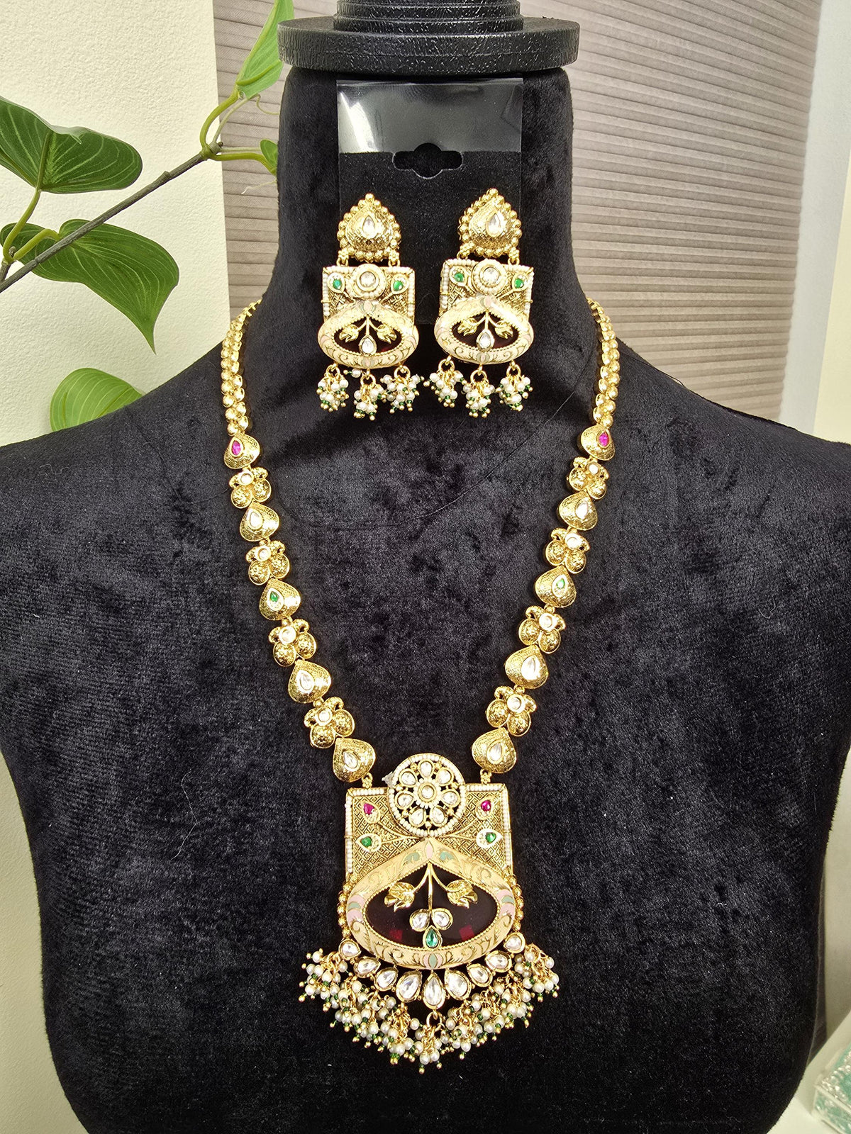 Rajwadi necklace set long, adjustable gold polished