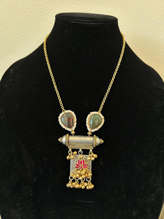 German silver necklace set with jadau and doublet stones