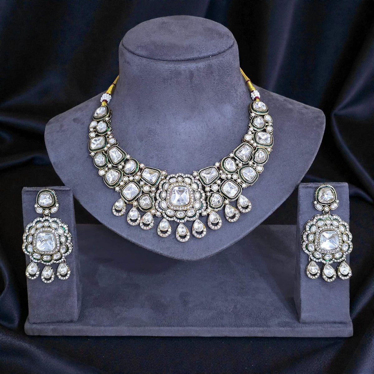 Antique Kundan Classic Necklace set With Mehndi Plating