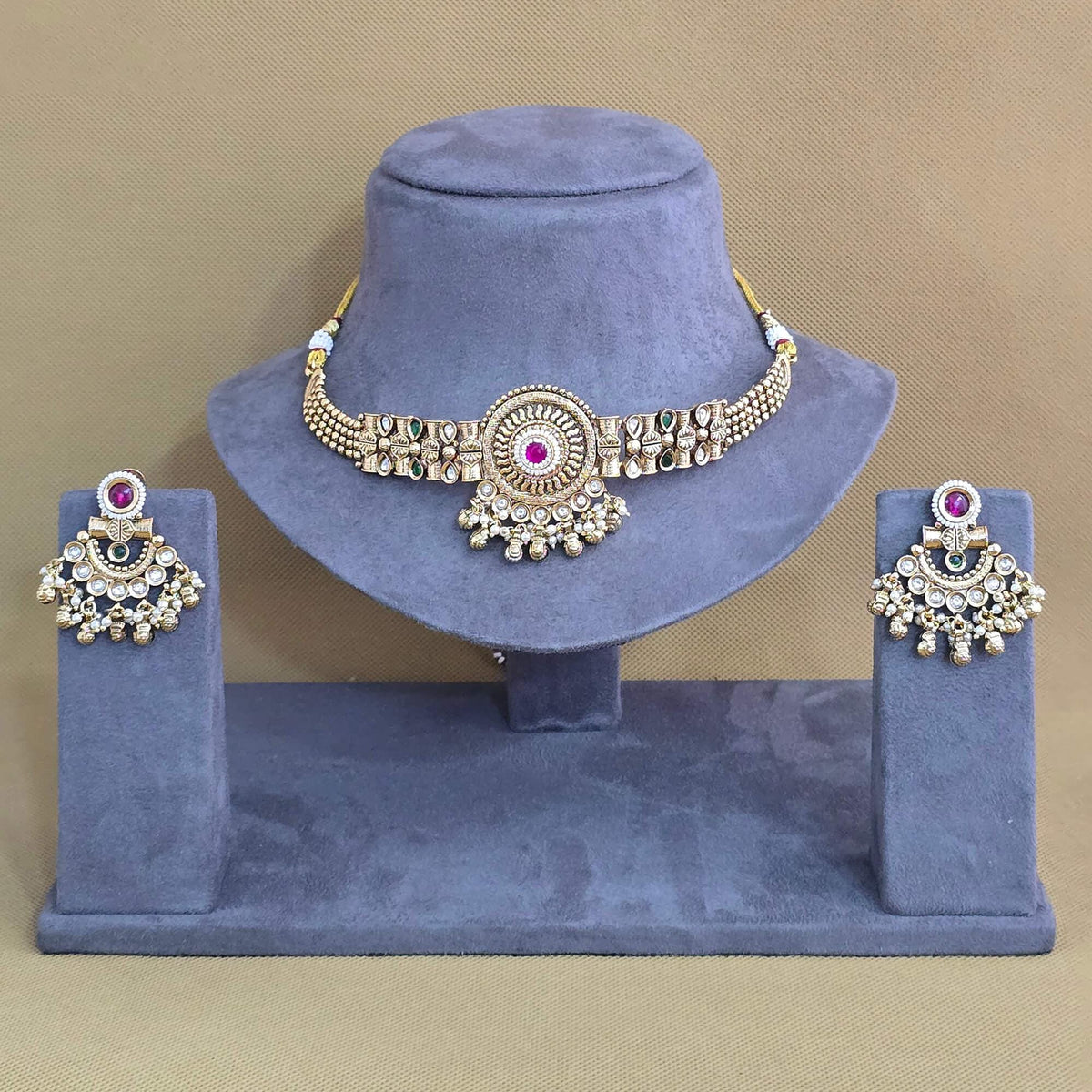 Antique Choker Necklace With Matte Gold Plating