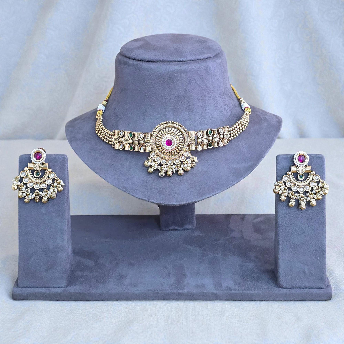 Antique Choker Necklace With Matte Gold Plating