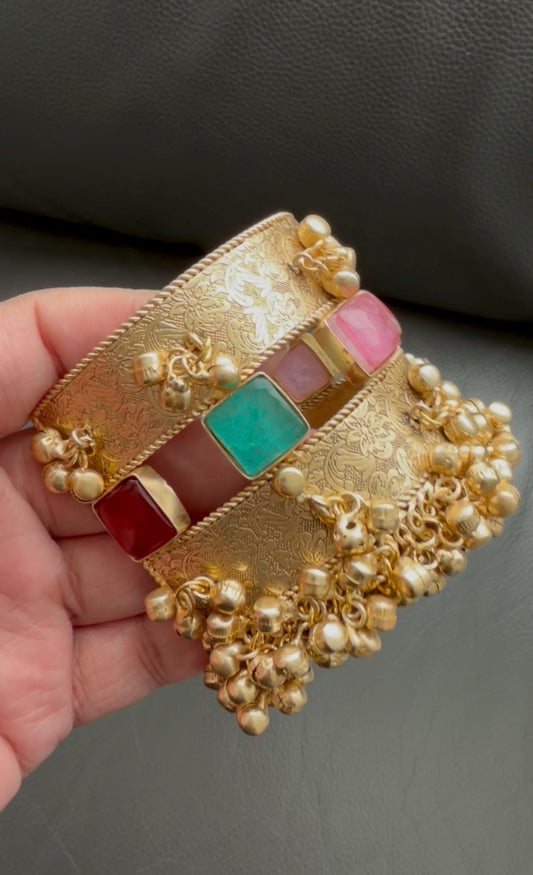 Handcrafted gold polished kada with semiprecious stones and Jadau