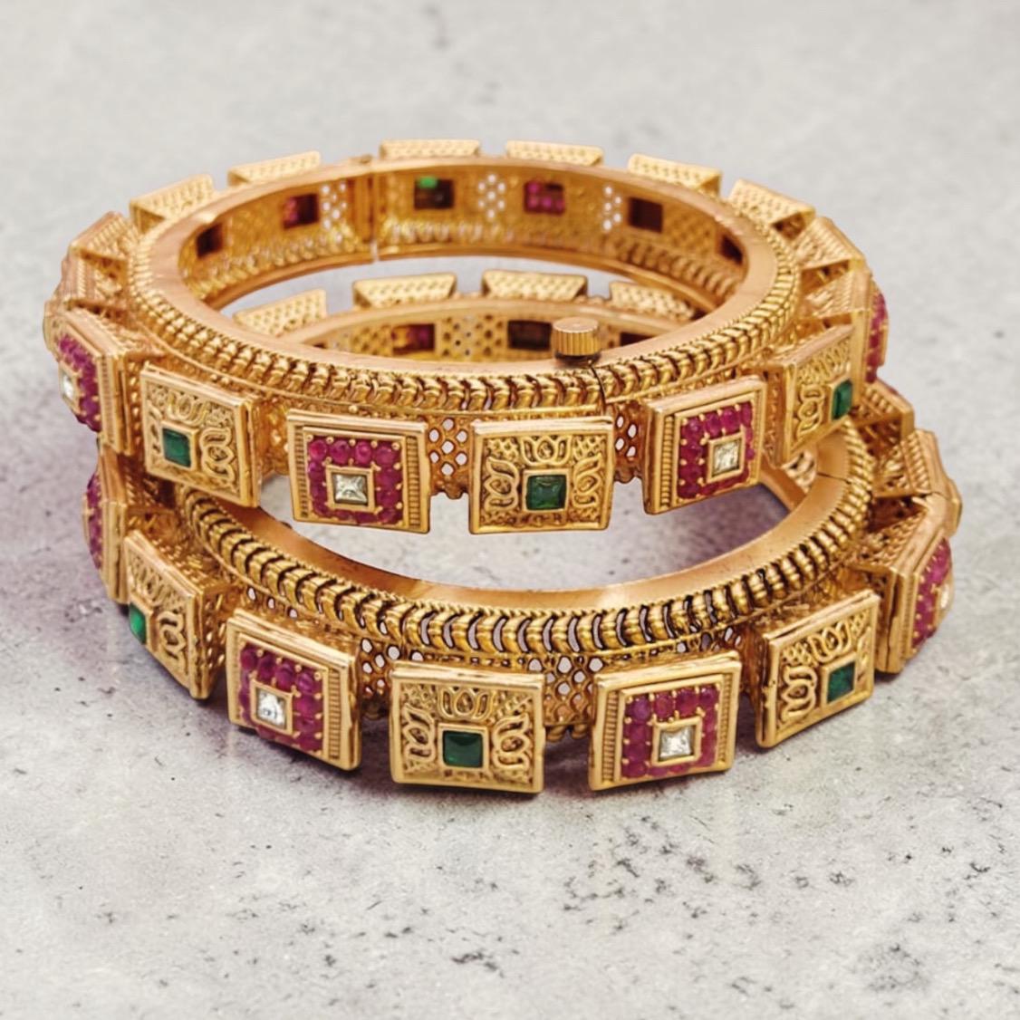 2.4 size Handmade Antique Gold Real Mossanite bangles openable