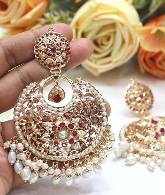 Handcrafted Jadau earrings, premium, with pearls and semiprecious rubies stones, gold-plated