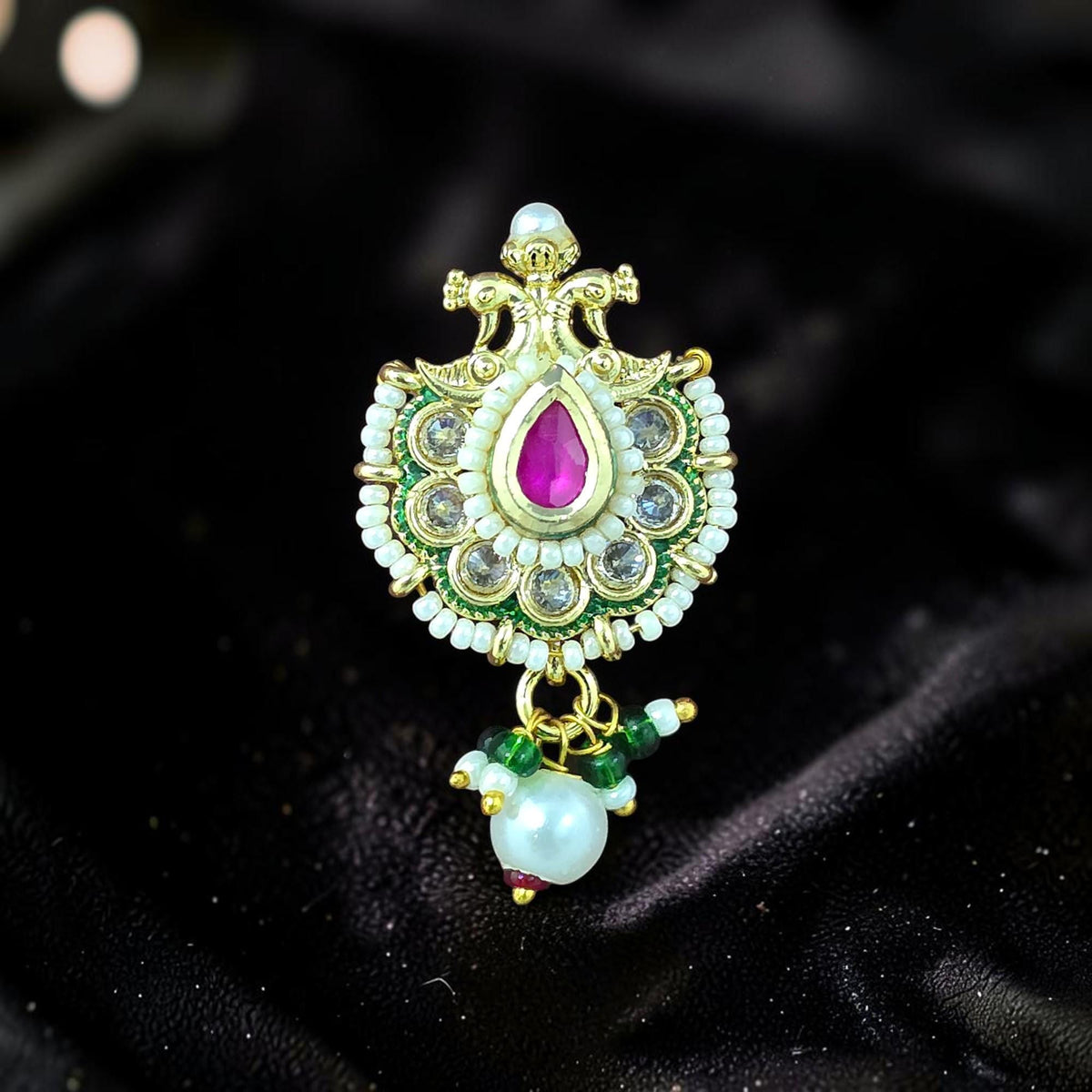 Kundan Nath Pressing Gold polished nose pin