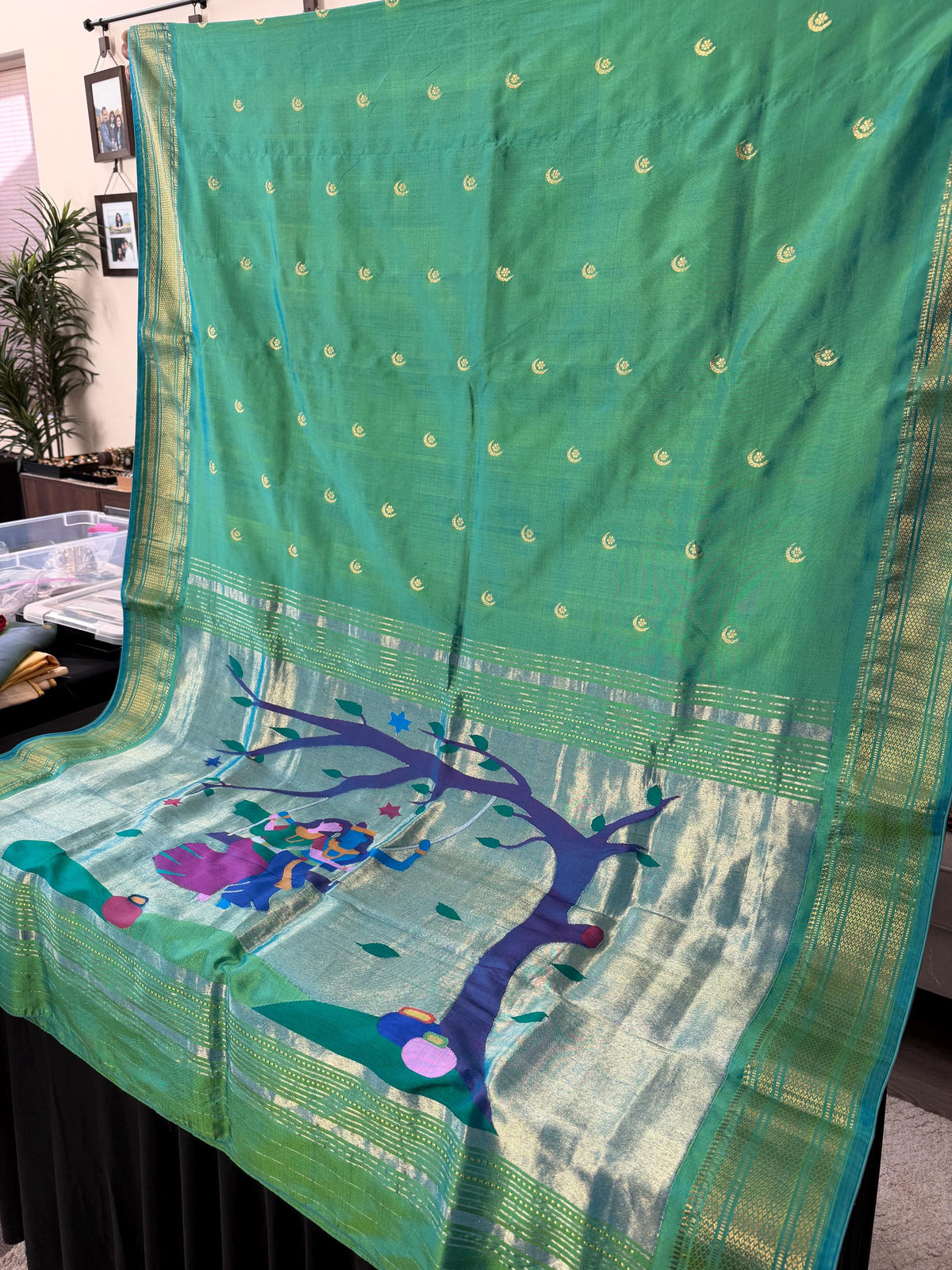 Handloom Pure silk Paithani Saree premium quality with traditional pallu