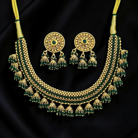 Maharashtrian-style thushi necklace set