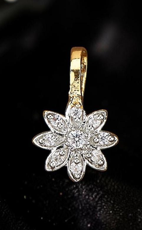 American Diamond Zirconia Nath Pressing Gold polished two-tone silver nose pin