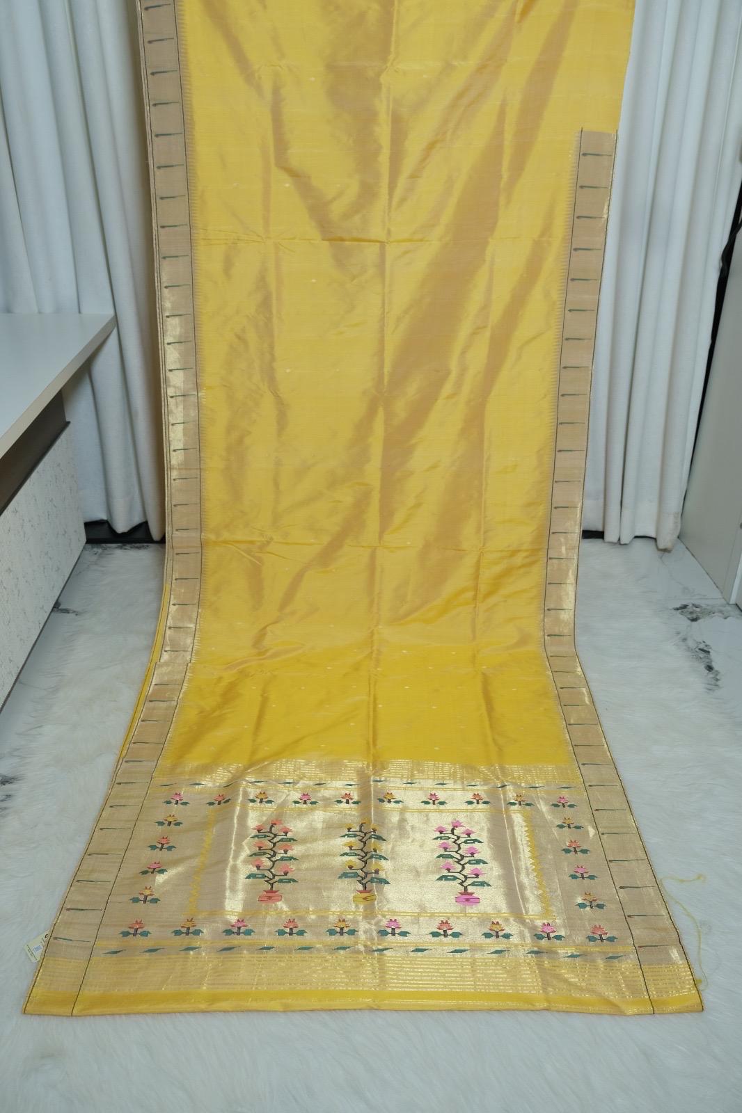 Handloom Pure silk Muniya border Paithani Saree premium quality with designer geometric pallu