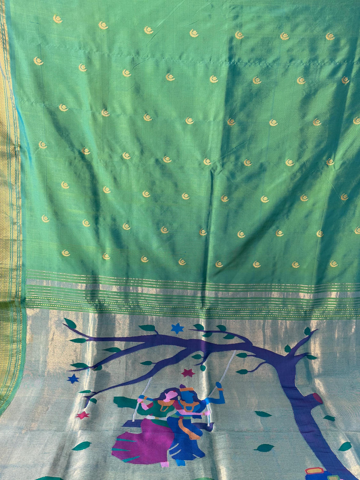 Handloom Pure silk Paithani Saree premium quality with traditional pallu