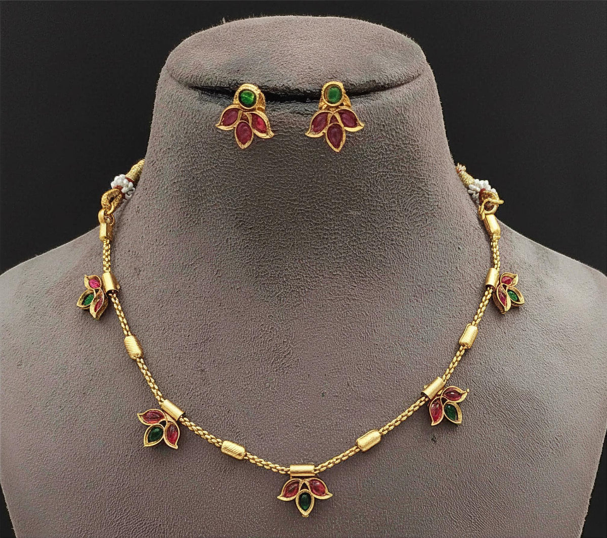 Minimal delicate necklace set with antique gold polished