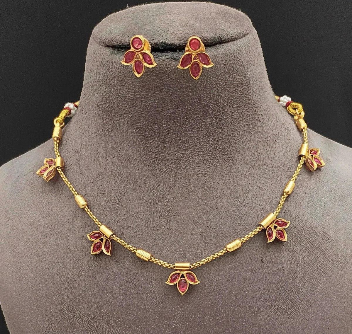 Minimal delicate necklace set with antique gold polished