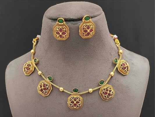 Minimal delicate necklace set with antique gold polished