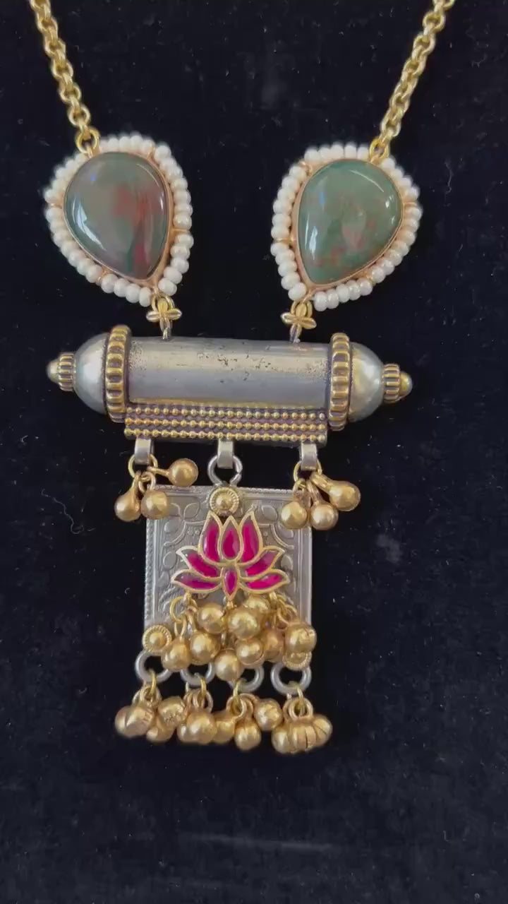 German silver necklace set with jadau and doublet stones