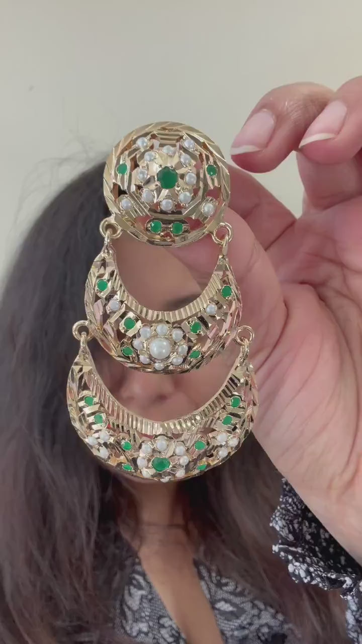 Handcrafted Jadau earrings, premium, with pearls and semiprecious stones, gold-plated