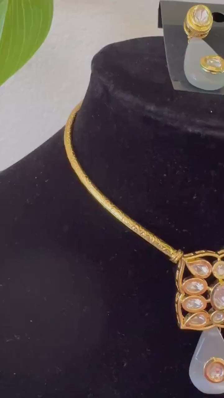 Mossanite, polki, American diamonds small delicate necklace set adjustable gold polished