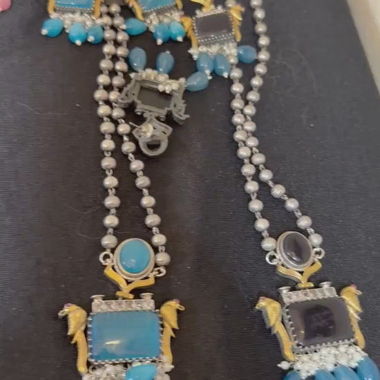 German silver necklace set with doublet stones, pearls trendy
